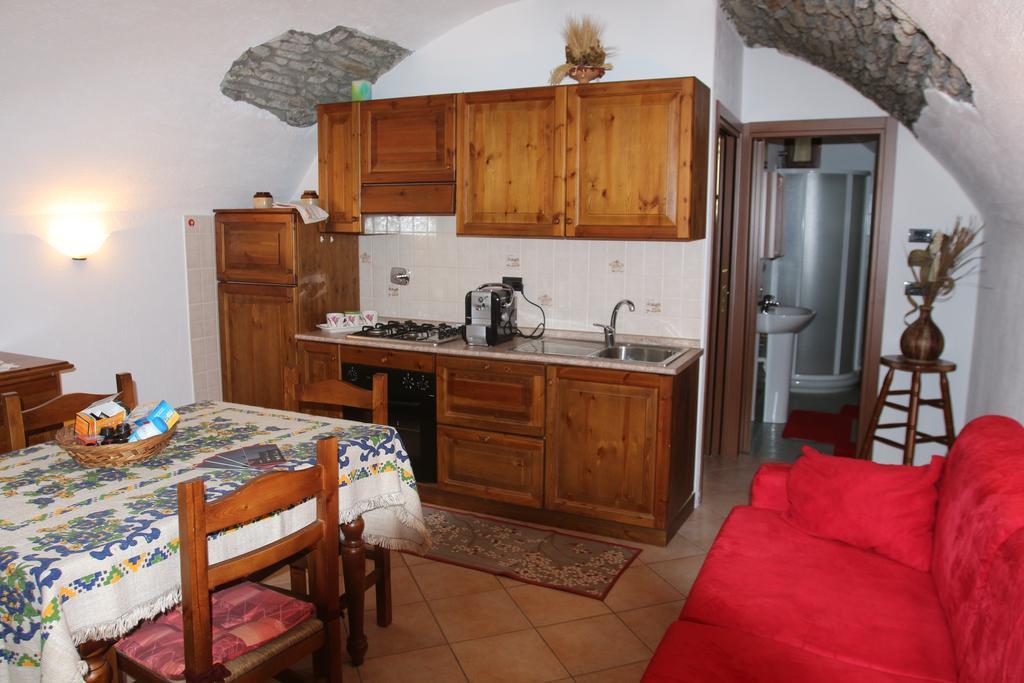 Issogne Maison Cassius מראה חיצוני תמונה