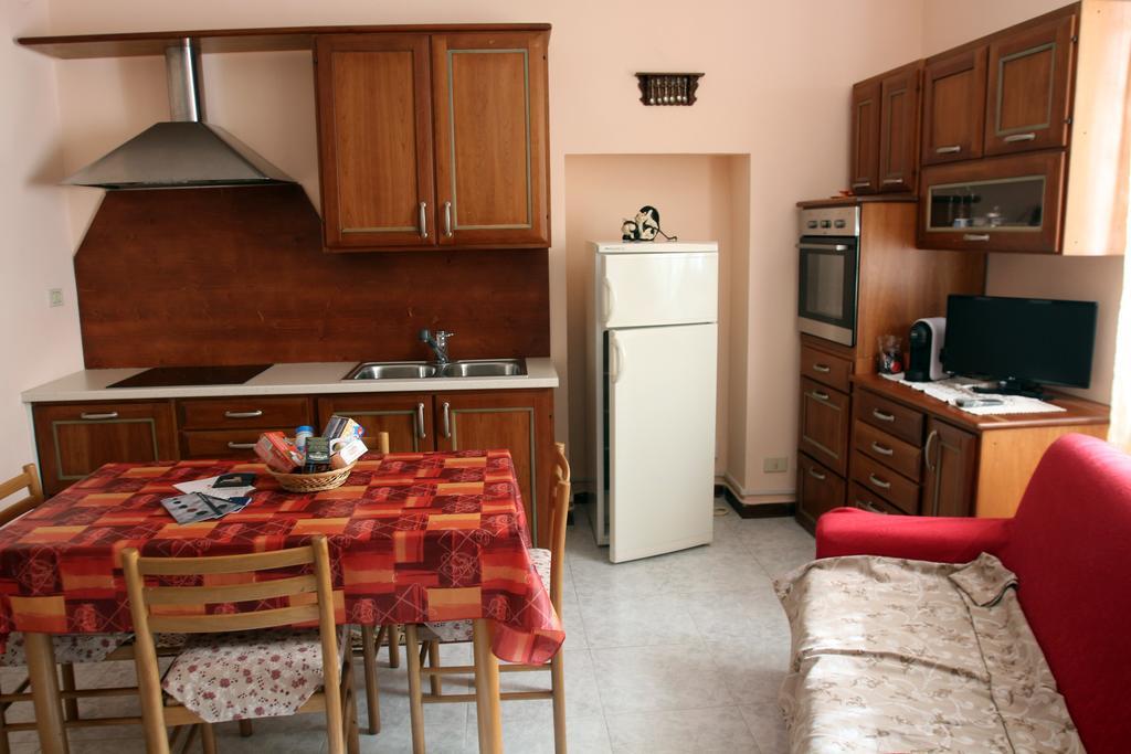 Issogne Maison Cassius מראה חיצוני תמונה